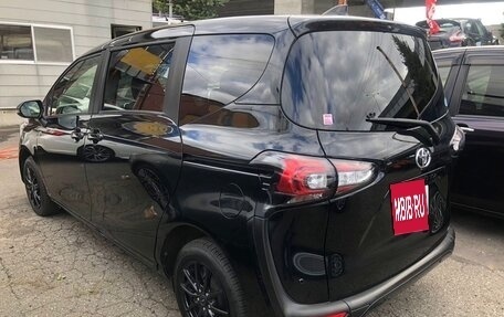 Toyota Sienta II, 2021 год, 1 116 000 рублей, 4 фотография