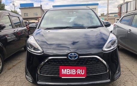 Toyota Sienta II, 2021 год, 1 116 000 рублей, 2 фотография