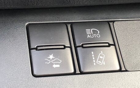 Toyota Sienta II, 2021 год, 1 116 000 рублей, 18 фотография