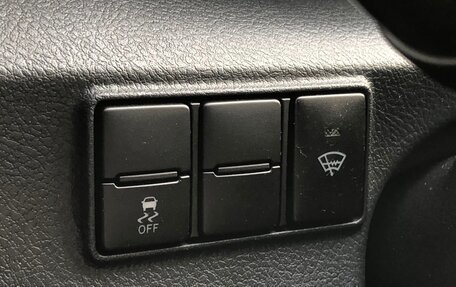 Toyota Sienta II, 2021 год, 1 116 000 рублей, 20 фотография