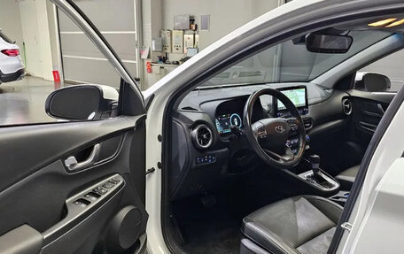 Hyundai Kona I, 2022 год, 1 305 000 рублей, 7 фотография