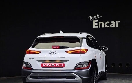 Hyundai Kona I, 2022 год, 1 305 000 рублей, 4 фотография
