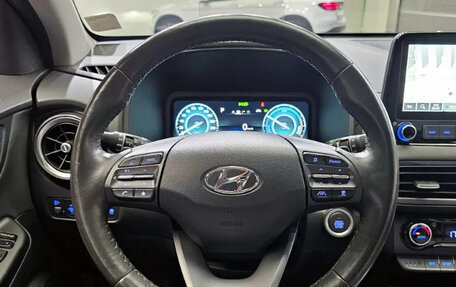 Hyundai Kona I, 2022 год, 1 305 000 рублей, 10 фотография