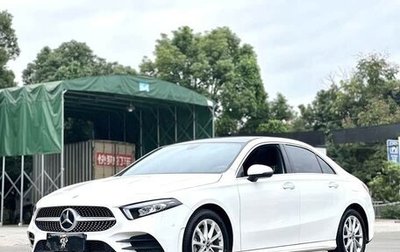 Mercedes-Benz A-Класс, 2020 год, 1 780 000 рублей, 1 фотография