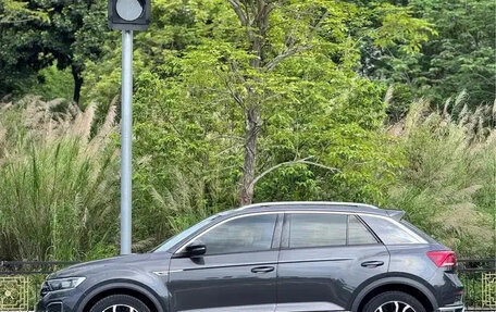 Volkswagen T-Roc I, 2021 год, 1 333 123 рублей, 7 фотография