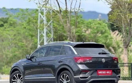 Volkswagen T-Roc I, 2021 год, 1 333 123 рублей, 4 фотография
