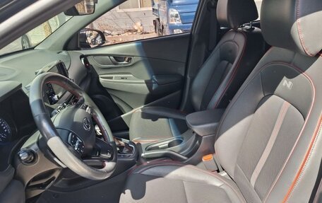 Hyundai Kona I, 2022 год, 1 780 000 рублей, 9 фотография