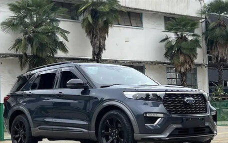 Ford Explorer VI, 2020 год, 2 550 007 рублей, 3 фотография