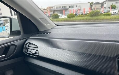 Volkswagen T-Cross I, 2021 год, 1 250 000 рублей, 22 фотография