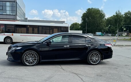 Toyota Camry, 2019 год, 3 130 000 рублей, 7 фотография