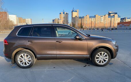 Volkswagen Touareg III, 2010 год, 1 640 000 рублей, 3 фотография
