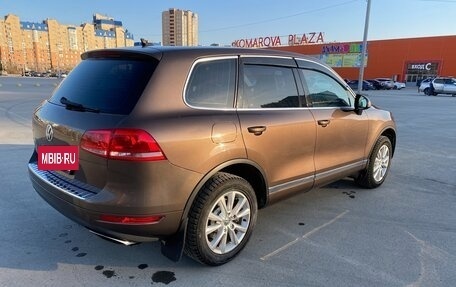 Volkswagen Touareg III, 2010 год, 1 640 000 рублей, 4 фотография