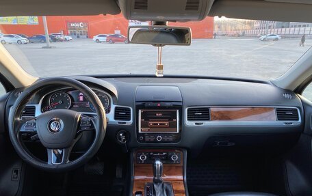 Volkswagen Touareg III, 2010 год, 1 640 000 рублей, 14 фотография