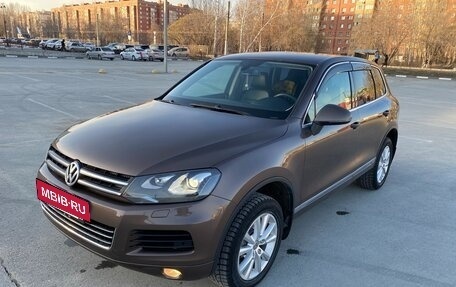 Volkswagen Touareg III, 2010 год, 1 640 000 рублей, 16 фотография