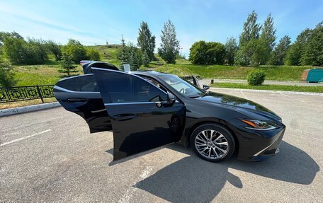 Lexus ES VII, 2020 год, 6 200 000 рублей, 21 фотография