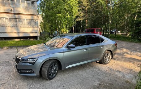 Skoda Superb III рестайлинг, 2019 год, 3 550 000 рублей, 19 фотография