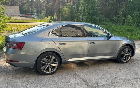 Skoda Superb III рестайлинг, 2019 год, 3 550 000 рублей, 17 фотография