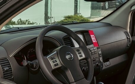 Nissan Pathfinder, 2010 год, 1 095 000 рублей, 13 фотография