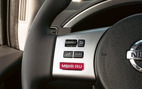 Nissan Pathfinder, 2010 год, 1 095 000 рублей, 15 фотография