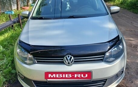 Volkswagen Polo VI (EU Market), 2011 год, 630 000 рублей, 2 фотография