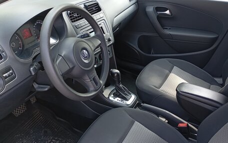 Volkswagen Polo VI (EU Market), 2013 год, 700 000 рублей, 5 фотография