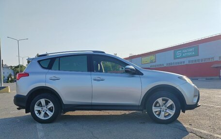 Toyota RAV4, 2014 год, 1 700 000 рублей, 4 фотография