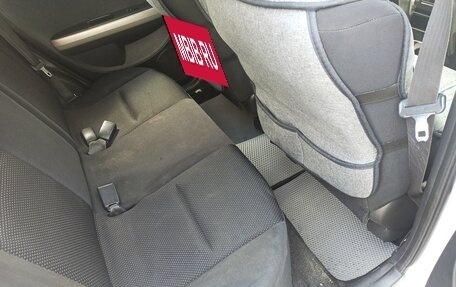 Toyota Ist II, 2003 год, 580 000 рублей, 7 фотография