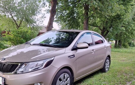 KIA Rio III рестайлинг, 2014 год, 860 000 рублей, 5 фотография
