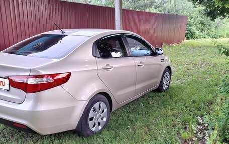 KIA Rio III рестайлинг, 2014 год, 860 000 рублей, 3 фотография