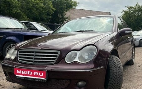 Mercedes-Benz C-Класс, 2005 год, 380 000 рублей, 5 фотография