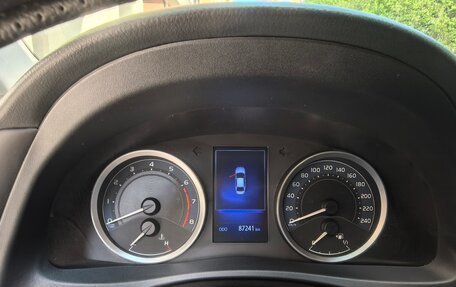 Toyota Corolla, 2017 год, 2 000 000 рублей, 6 фотография
