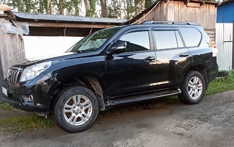 Toyota Land Cruiser Prado 150 рестайлинг 2, 2010 год, 2 800 000 рублей, 5 фотография