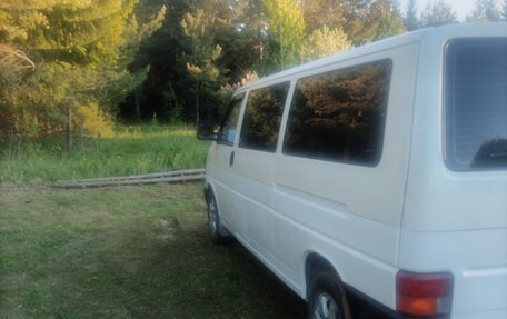 Volkswagen Caravelle T4, 1995 год, 620 000 рублей, 4 фотография