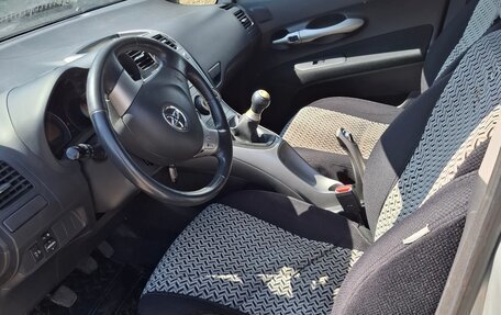 Toyota Auris II, 2008 год, 680 000 рублей, 4 фотография