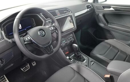 Volkswagen Tiguan II, 2020 год, 3 500 000 рублей, 5 фотография