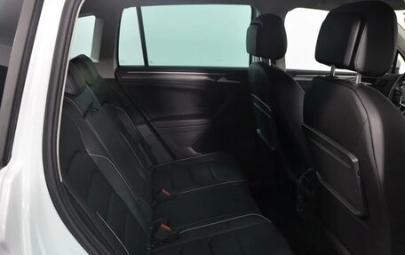 Volkswagen Tiguan II, 2020 год, 3 500 000 рублей, 6 фотография