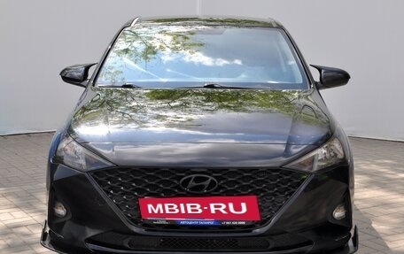 Hyundai Solaris II рестайлинг, 2020 год, 1 749 000 рублей, 2 фотография