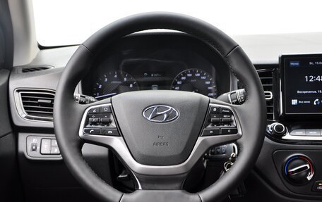 Hyundai Solaris II рестайлинг, 2020 год, 1 749 000 рублей, 14 фотография