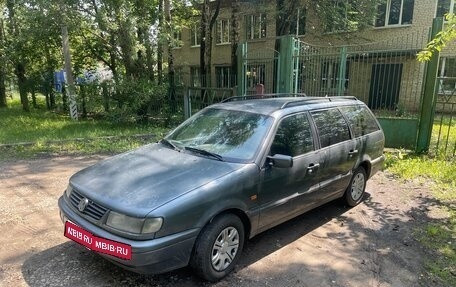 Volkswagen Passat B4, 1996 год, 205 000 рублей, 1 фотография
