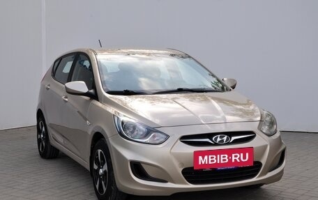 Hyundai Solaris II рестайлинг, 2012 год, 1 049 000 рублей, 3 фотография