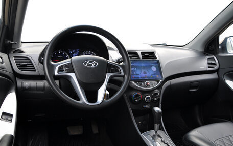 Hyundai Solaris II рестайлинг, 2012 год, 1 049 000 рублей, 13 фотография