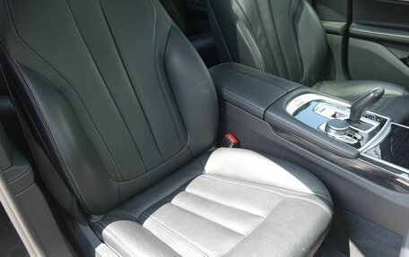BMW 7 серия, 2018 год, 3 750 000 рублей, 15 фотография