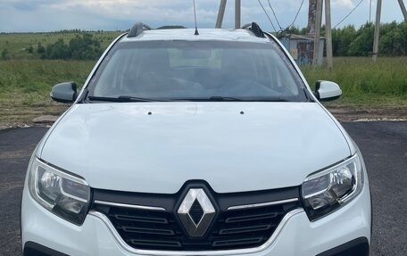 Renault Sandero II рестайлинг, 2019 год, 690 000 рублей, 3 фотография