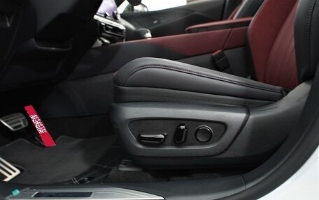 Lexus RX IV рестайлинг, 2023 год, 12 500 000 рублей, 25 фотография