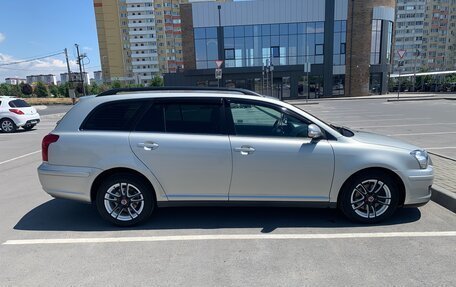 Toyota Avensis III рестайлинг, 2008 год, 1 000 000 рублей, 4 фотография