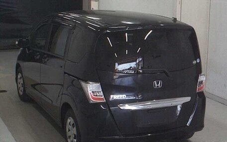 Honda Freed I, 2012 год, 740 000 рублей, 3 фотография