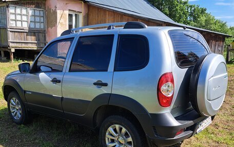 Chevrolet Niva I рестайлинг, 2014 год, 845 000 рублей, 6 фотография