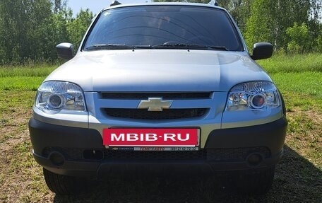 Chevrolet Niva I рестайлинг, 2014 год, 845 000 рублей, 2 фотография