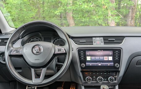 Skoda Octavia, 2018 год, 1 680 000 рублей, 10 фотография