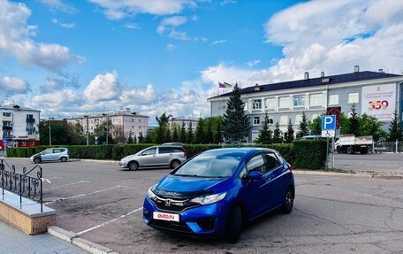 Honda Fit III, 2017 год, 990 000 рублей, 2 фотография